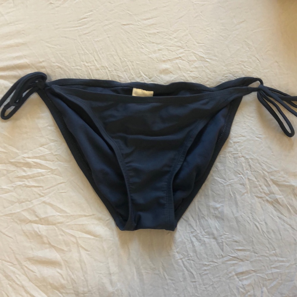 Bikini bottoms